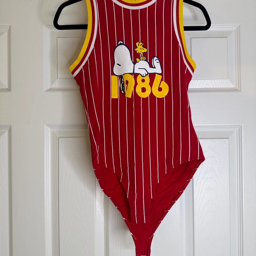 Peanuts Bodysuit | Retro Snoopy Cartoon | Women’s Size M